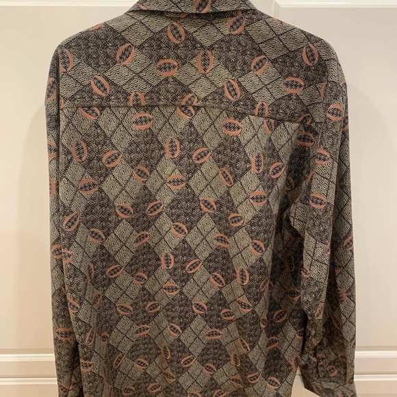 Young Power Button Up - Picture 3 of 3